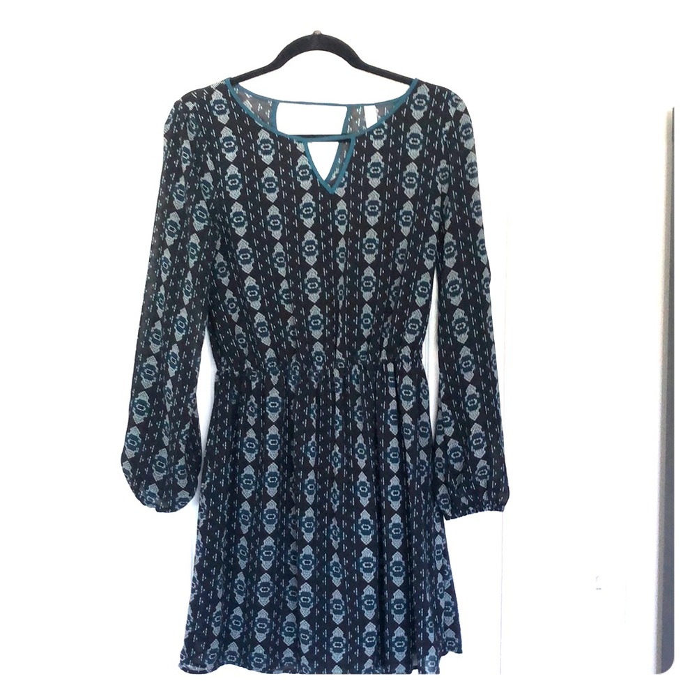 Green patterned mini dress